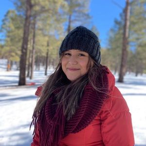 Meet your Posher, Viridiana